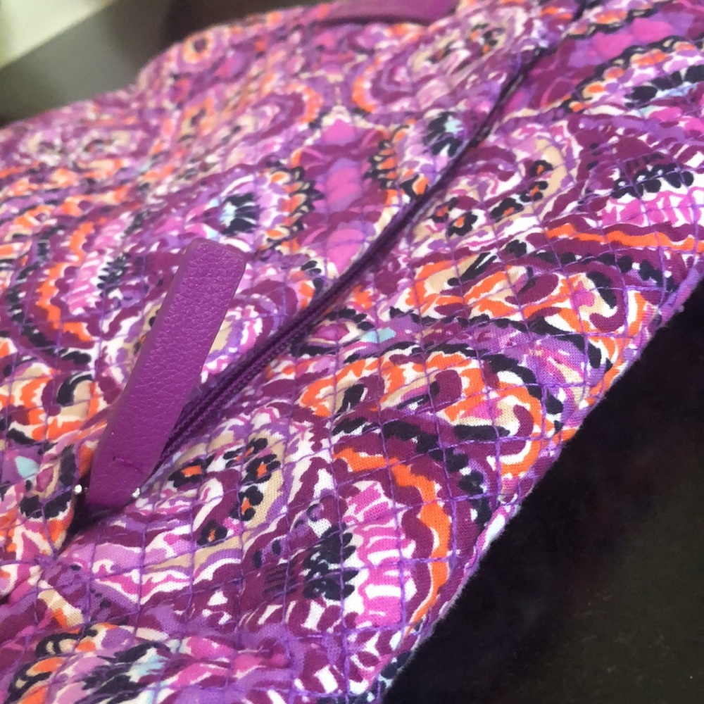 VERA BRADLEY Crossbody Hipster Purple/ Orange Paisley Bag/ Purse - Picture 7 of 13